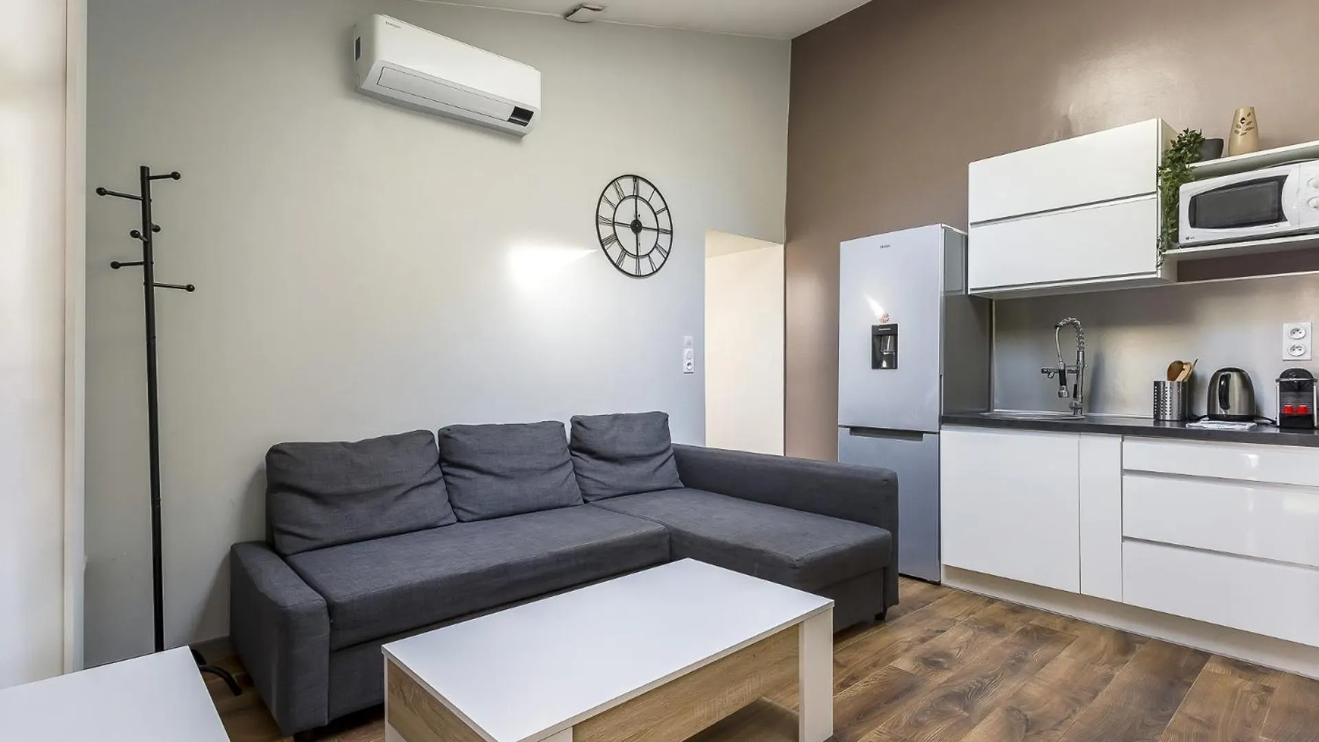 Smartstay Louis Mille - Gratte-Ciel Villeurbanne 0*,  France